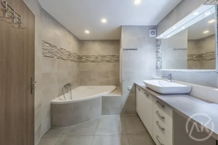 Prodej bytu 3+1, Ostrava - Poruba, Francouzská, 76 m2