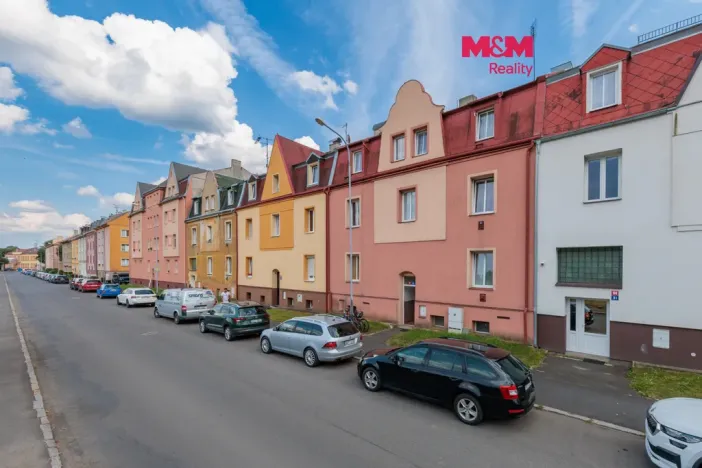 Prodej činžovního domu, Karlovy Vary - Dvory, 1. máje, 384 m2