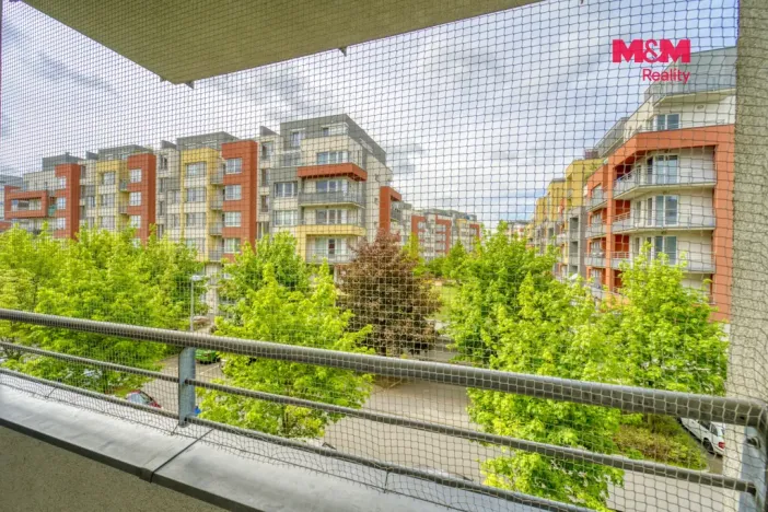 Prodej bytu 2+kk, Praha, Sazovická, 47 m2