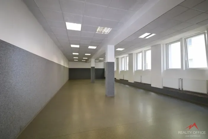 Pronájem komerční nemovitosti, Děčín - Děčín IV-Podmokly, Mírové nám., 373 m2