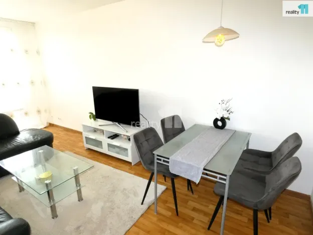 Pronájem bytu 2+kk, Praha - Strašnice, Pod altánem, 48 m2