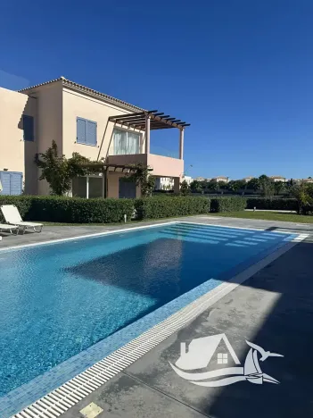 Prodej bytu 3+kk, Maleme, Řecko, 68 m2