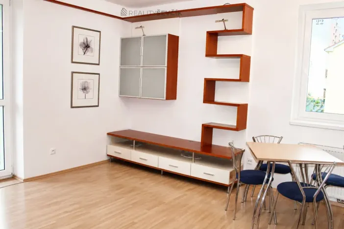 Pronájem bytu 2+1, České Budějovice - České Budějovice 2, Loucká, 61 m2