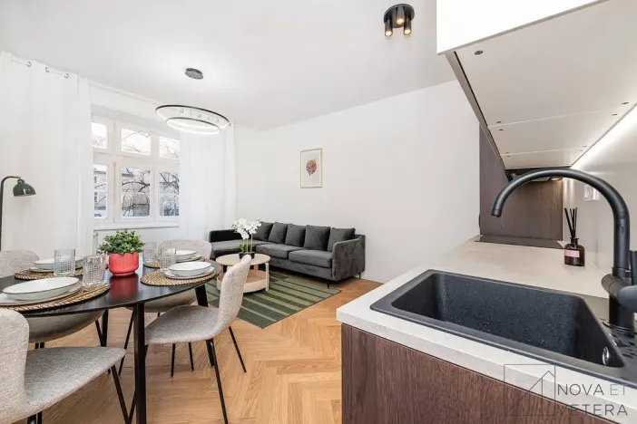 Prodej bytu 2+kk, Praha - Holešovice, Dělnická, 51 m2