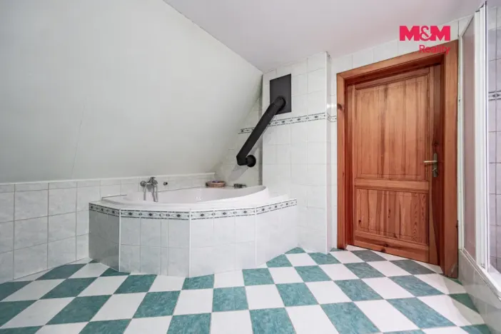Prodej rodinného domu, Mnichovice - Božkov, Nad rybníkem, 312 m2