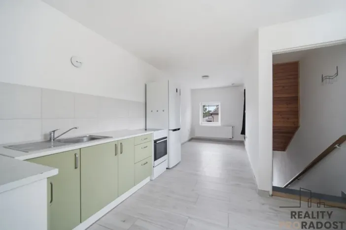 Pronájem bytu 2+kk, Pardubice, Dašická, 54 m2