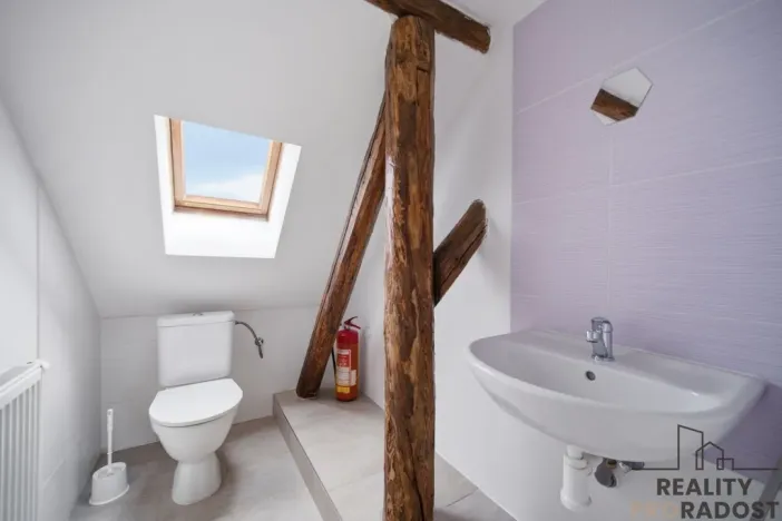 Pronájem bytu 2+kk, Pardubice, Dašická, 54 m2