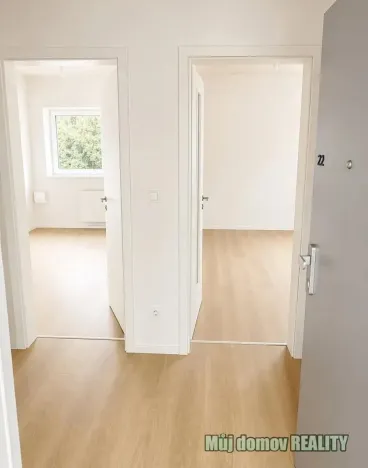 Pronájem bytu 2+kk, Praha - Hrdlořezy, Českobrodská, 55 m2