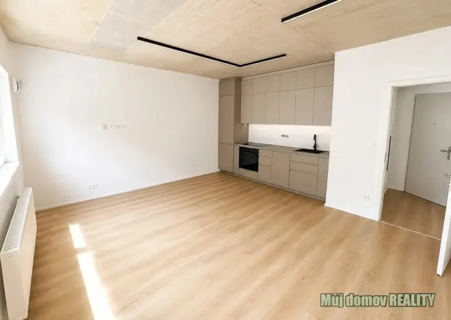 Pronájem bytu 2+kk, Praha - Hrdlořezy, Českobrodská, 55 m2