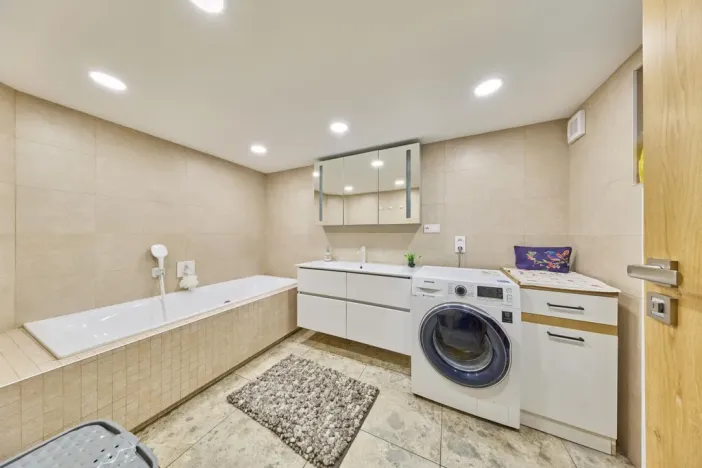 Prodej rodinného domu, Trutnov - Kryblice, Mánesova, 204 m2