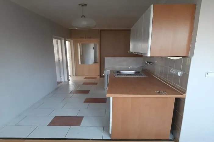 Pronájem bytu 2+1, Louny, nám. Petra Obrovce, 68 m2