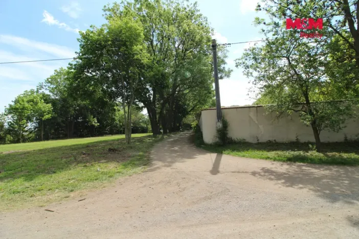 Prodej zahrady, Přezletice, 300 m2