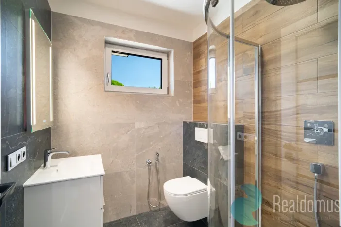 Prodej bytu 4+kk, Kamenný Újezd, 112 m2