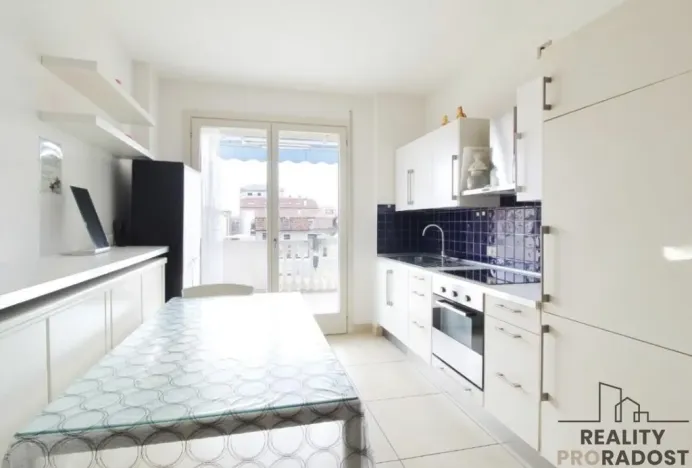 Prodej bytu 2+kk, Viale della Vittoria,Alba Adriatica,, 50 m2