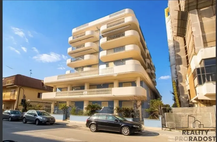Prodej bytu 2+kk, Viale della Vittoria,Alba Adriatica,, 50 m2
