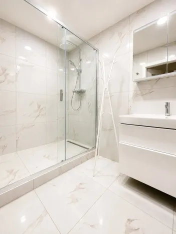 Pronájem bytu 3+kk, Praha - Bohnice, Toruňská, 71 m2
