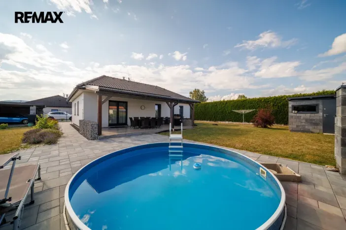 Prodej rodinného domu, Ostrov, Jáchymovská, 98 m2