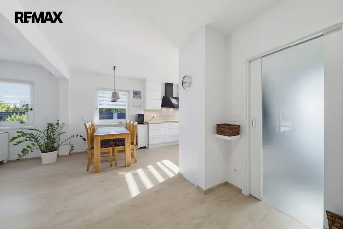 Prodej rodinného domu, Ostrov, Jáchymovská, 98 m2