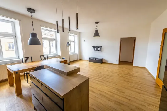 Prodej bytu 4+kk, Jihlava, Znojemská, 87 m2