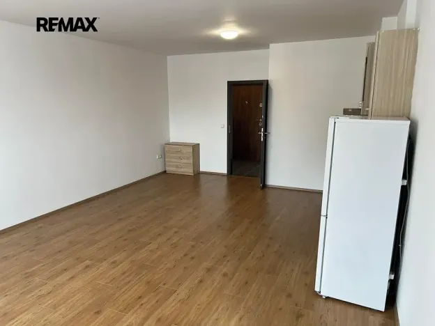 Pronájem bytu 1+kk, Lavičky, 39 m2