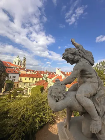Pronájem bytu 3+kk, Praha - Malá Strana, Vlašská, 75 m2