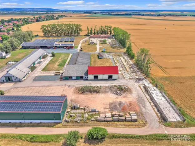 Prodej zemědělského objektu, Jasenná, 2100 m2