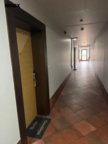 Pronájem bytu 2+kk, Karlovy Vary, Libušina, 46 m2