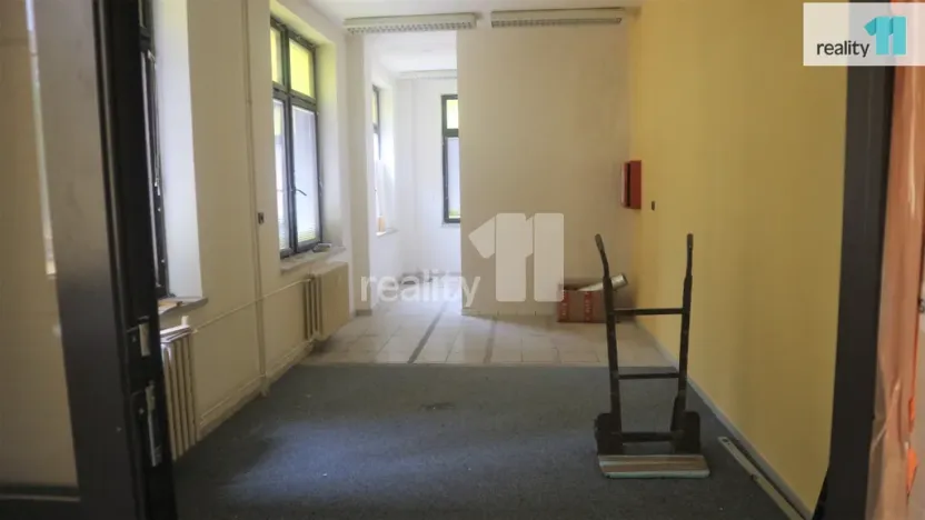 Pronájem obchodního prostoru, Ostrava - Hrabůvka, Dr. Martínka, 30 m2