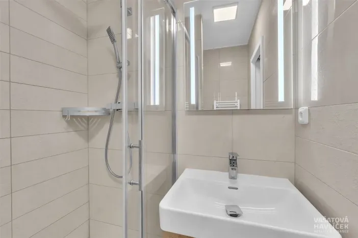Pronájem bytu 1+kk, Hradec Králové - Slezské Předměstí, Markovická, 36 m2