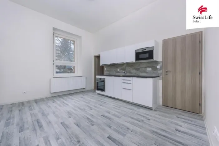 Pronájem bytu 2+kk, Pardubice, Nerudova, 30 m2