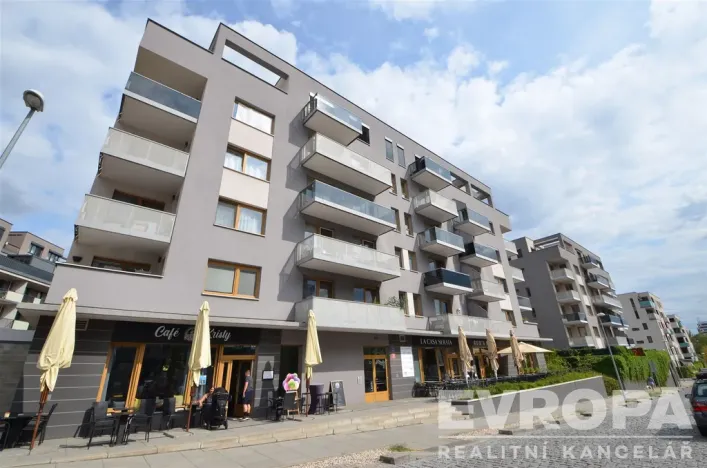 Prodej bytu 2+kk, Praha - Hloubětín, Laponská, 48 m2