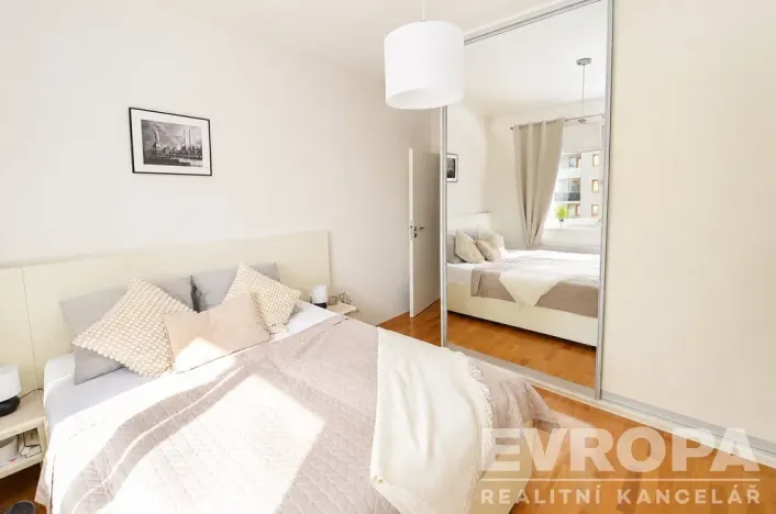 Prodej bytu 2+kk, Praha - Hloubětín, Laponská, 48 m2