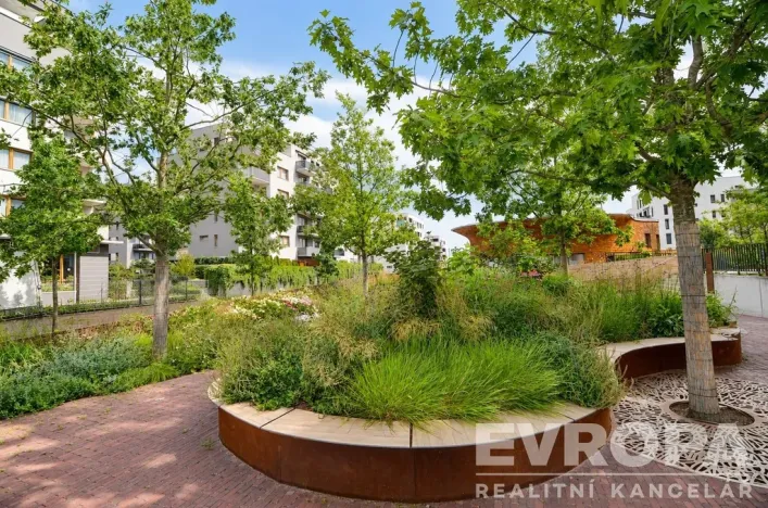 Prodej bytu 2+kk, Praha - Hloubětín, Laponská, 48 m2