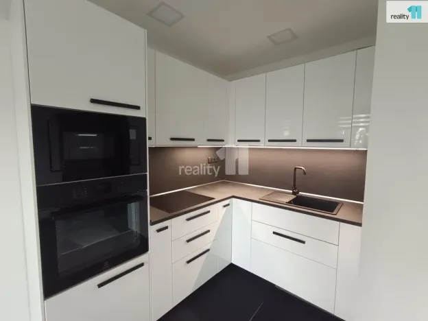 Pronájem bytu 2+kk, Česká Lípa, Zhořelecká, 40 m2