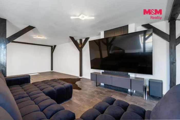 Prodej bytu 4+kk, Králův Dvůr - Levín, Na Lucberku, 141 m2