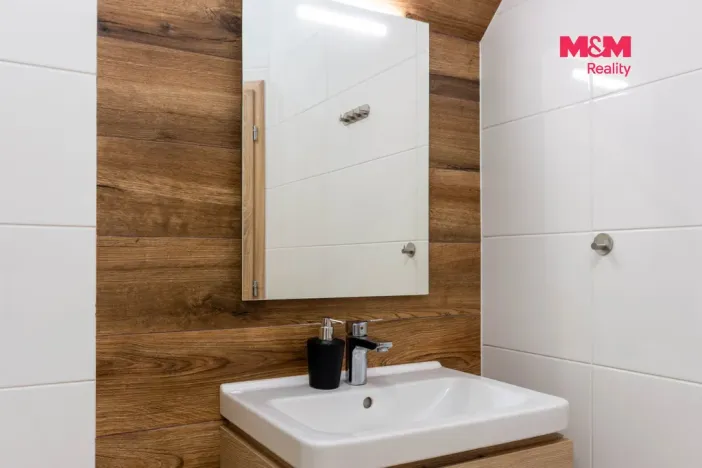 Prodej bytu 2+kk, Horní Lhota, 62 m2