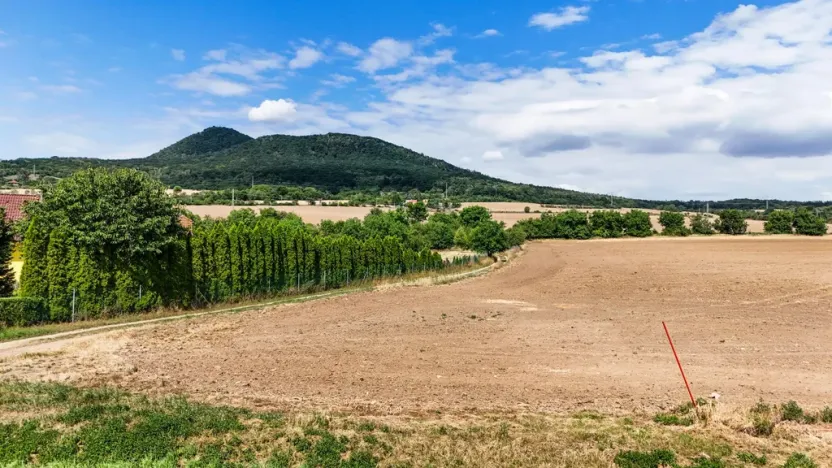 Prodej pozemku pro bydlení, Lhotka nad Labem, 3649 m2