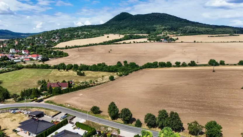 Prodej pozemku pro bydlení, Lhotka nad Labem, 3649 m2