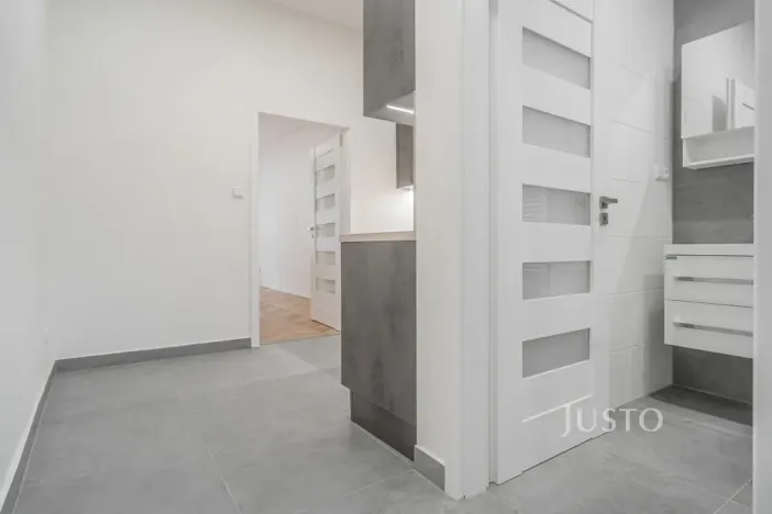 Pronájem bytu 1+1, Praha - Žižkov, Krásova, 32 m2