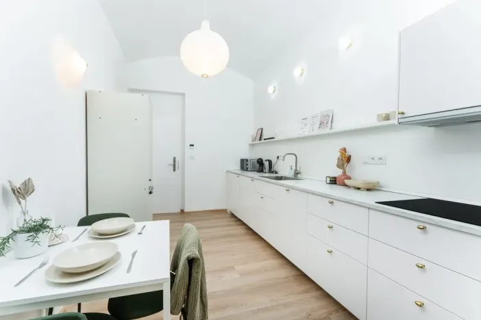 Prodej bytu 1+1, Praha - Vinohrady, Rumunská, 25 m2