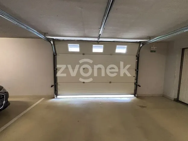 Pronájem garáže, Zlín, Na Honech I, 20 m2