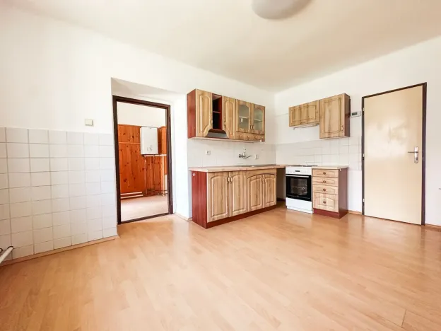 Pronájem bytu 2+1, Chlumec nad Cidlinou - Chlumec nad Cidlinou I, Klicperovo náměstí, 83 m2