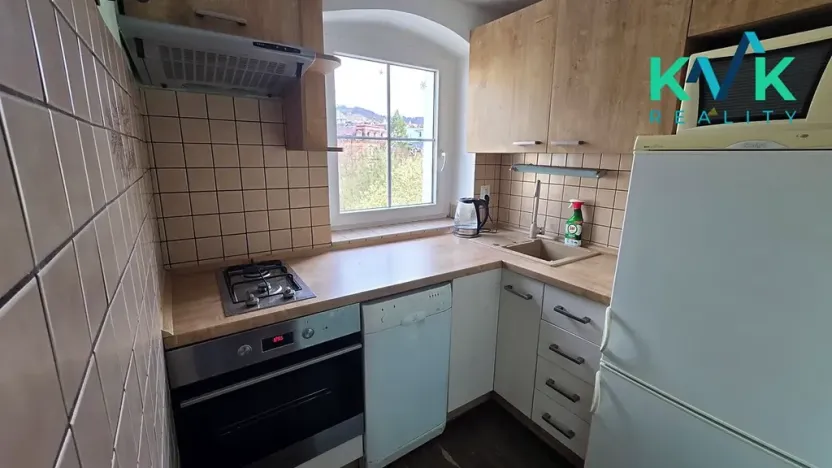 Pronájem bytu 3+1, Karlovy Vary, Na Vyhlídce, 68 m2