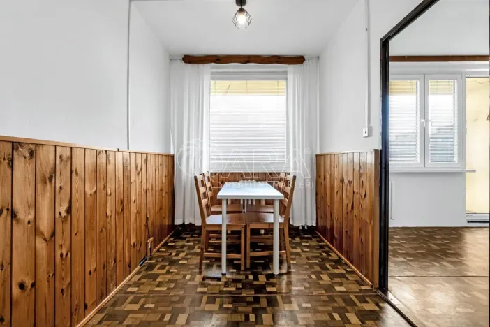 Prodej bytu 3+1, Praha - Petrovice, Rezlerova, 70 m2