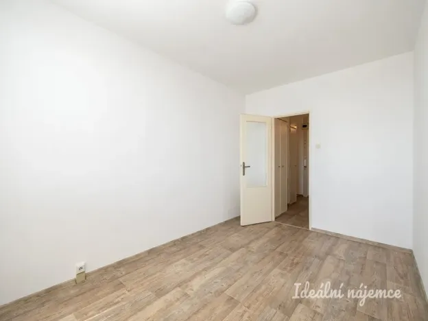 Pronájem bytu 2+kk, Praha - Chodov, V jezírkách, 42 m2