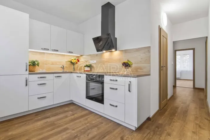 Pronájem bytu 2+1, Ústí nad Labem - Severní Terasa, Kmochova, 60 m2
