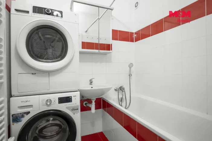 Pronájem bytu 3+1, Nupaky, U Školky, 72 m2