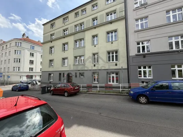 Prodej bytu 2+kk, Praha, Františka Kadlece, 52 m2