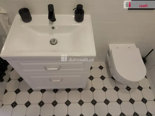 Pronájem bytu 2+kk, Karlovy Vary, Ondřejská, 40 m2