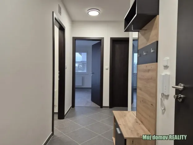 Pronájem bytu 3+kk, Praha - Prosek, Čakovická, 83 m2